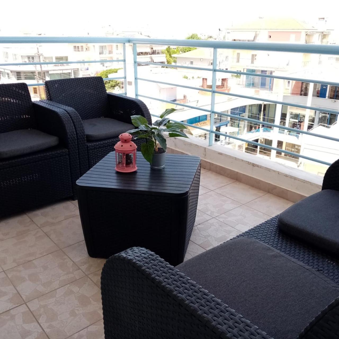 Apartment By The Beach With Amazing Sea View Peraía Extérieur photo